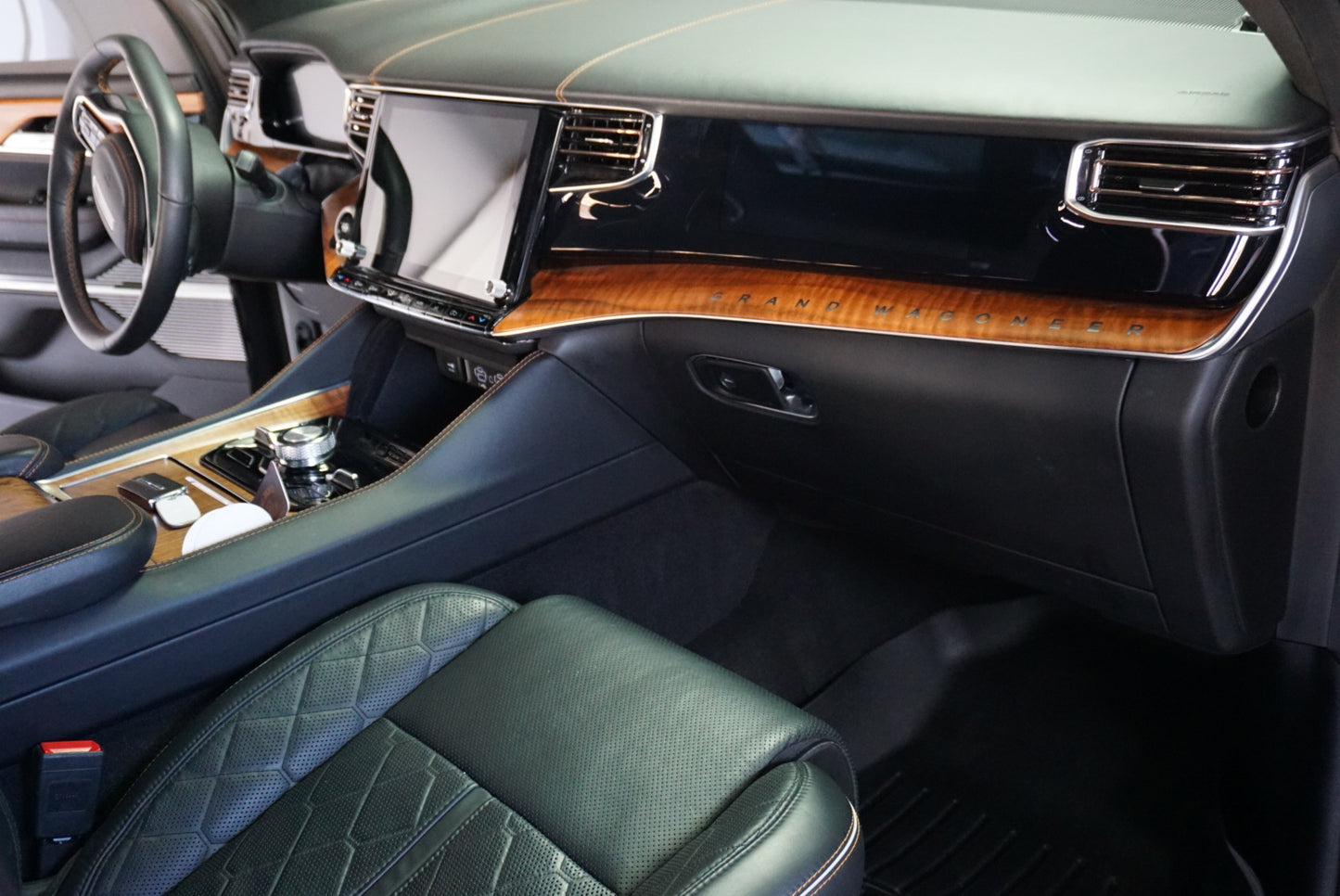 THE INTERIOR DETAIL